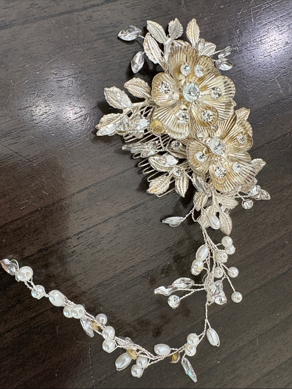 Elegant Gold Floral Pearl Hair Comb - Women Accessories